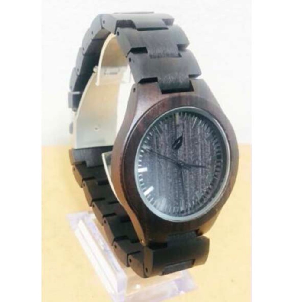 Wristwatch Wood